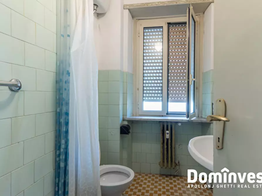 Immagine 35 di Appartamento in vendita  in Via Luigi Capuana a Roma