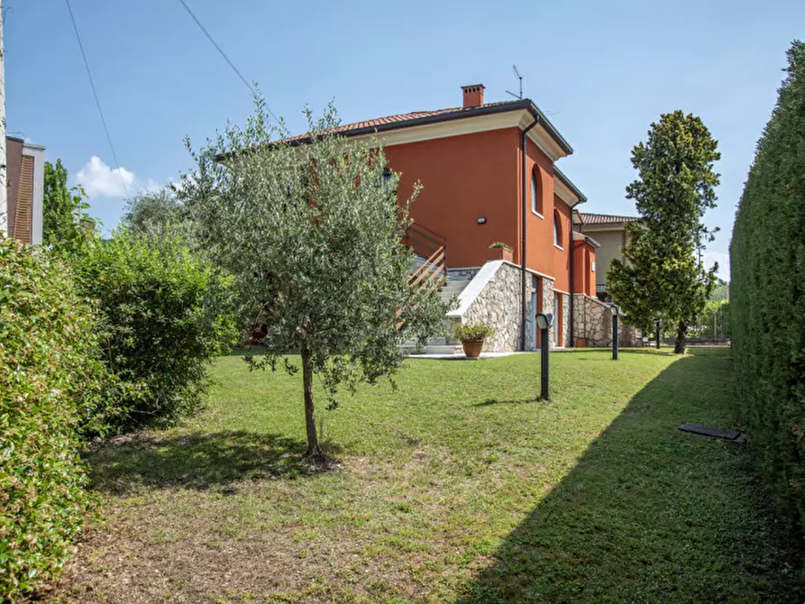 Immagine 6 di Villa in vendita  in via Don Gnocchi 113 a Garda