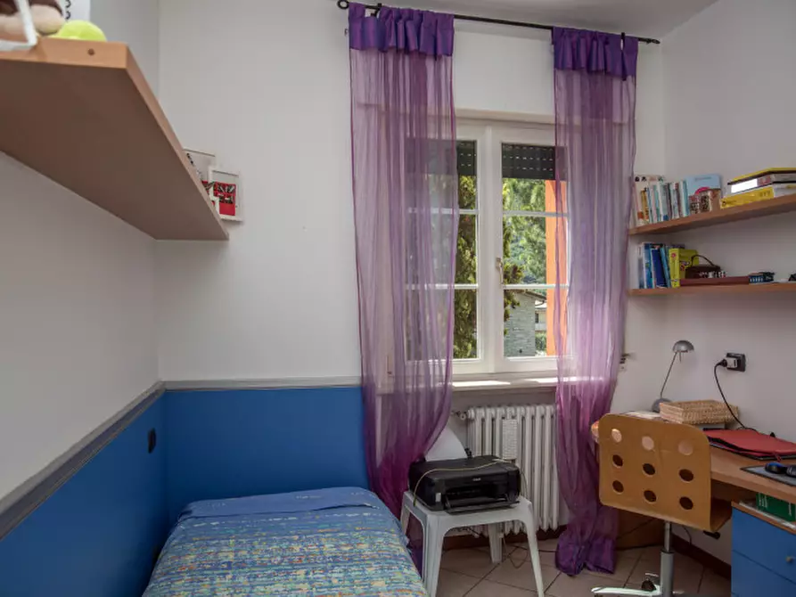 Immagine 22 di Villa in vendita  in via Don Gnocchi 113 a Garda