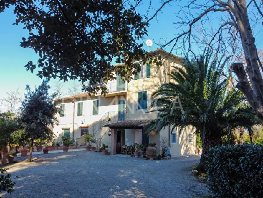 Immagine 1 di Rustico / casale in vendita  in via vecchia di montalto a Pontedera