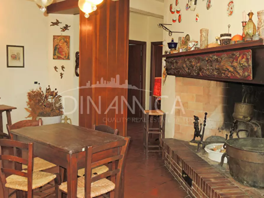 Immagine 25 di Rustico / casale in vendita  in via vecchia di montalto a Pontedera