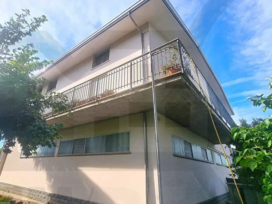 Immagine 1 di Casa indipendente in vendita  in VIA VERDI a Faenza