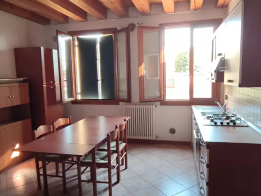 Immagine 7 di Appartamento in vendita  in via Giuseppe Garibaldi a Monselice
