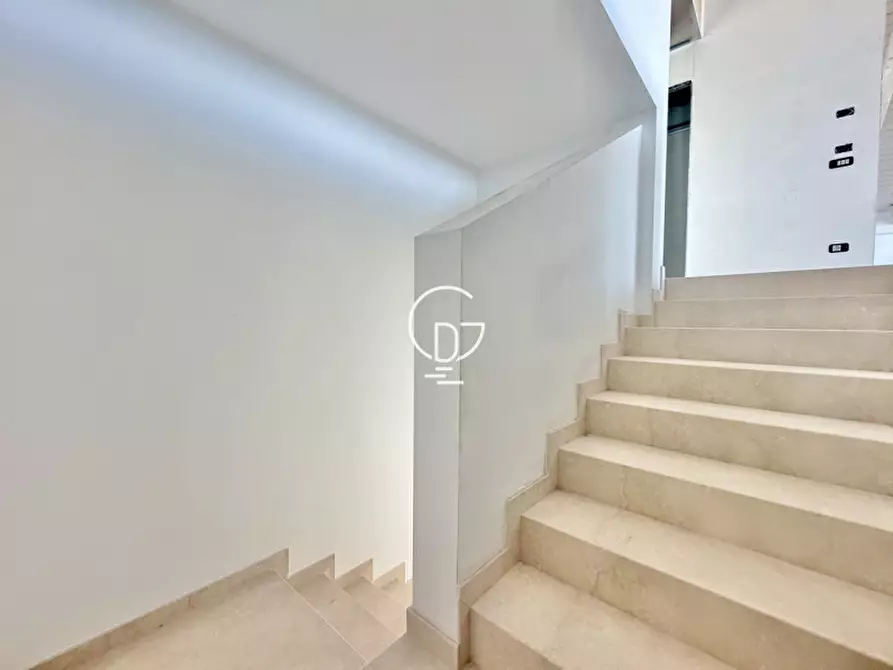 Immagine 20 di Attico in vendita  in Via Crocefisso a Desenzano Del Garda