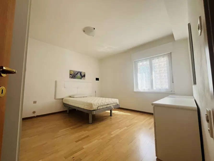 Immagine 4 di Camera in affitto  in via Antonio Stoppani 10 a Trento