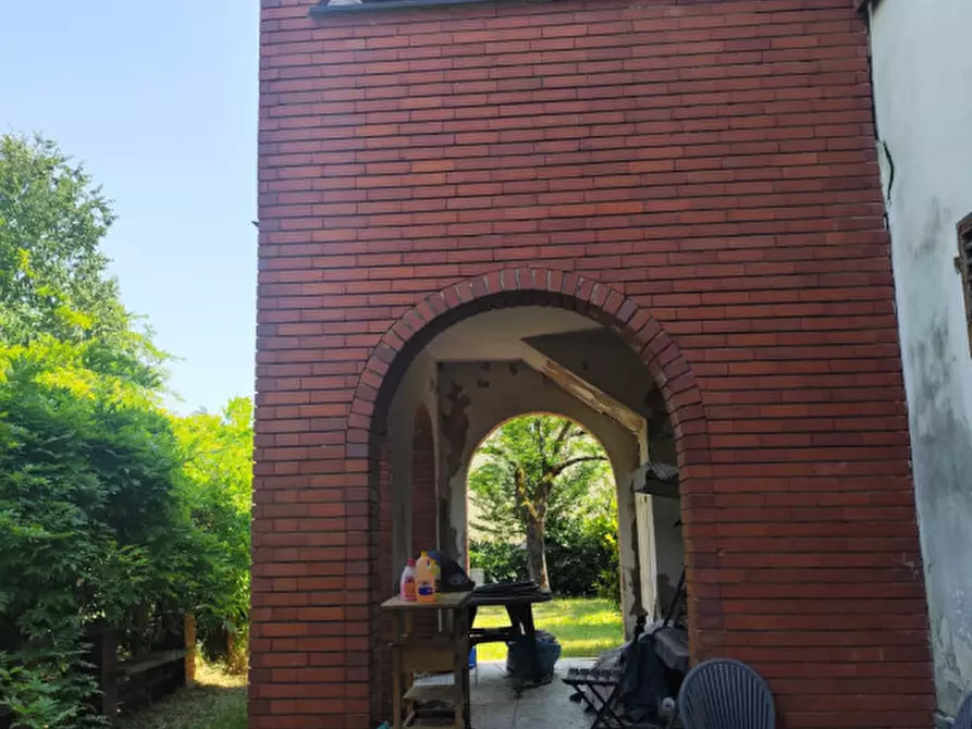 Immagine 4 di Villa in vendita  in Via Carlo Ferraro a Capriata D'orba