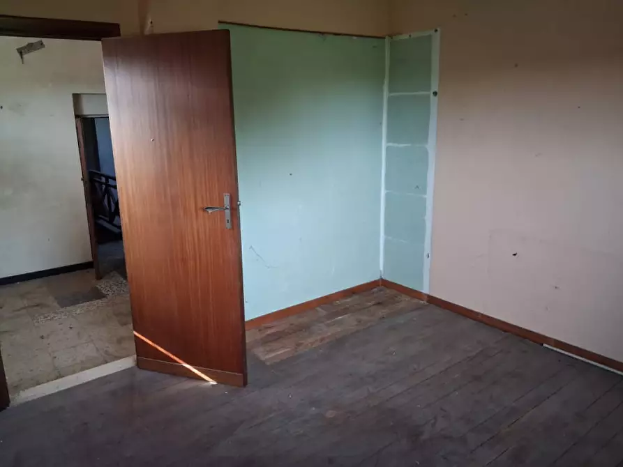 Immagine 11 di Villa in vendita  in Via Carlo Ferraro a Capriata D'orba
