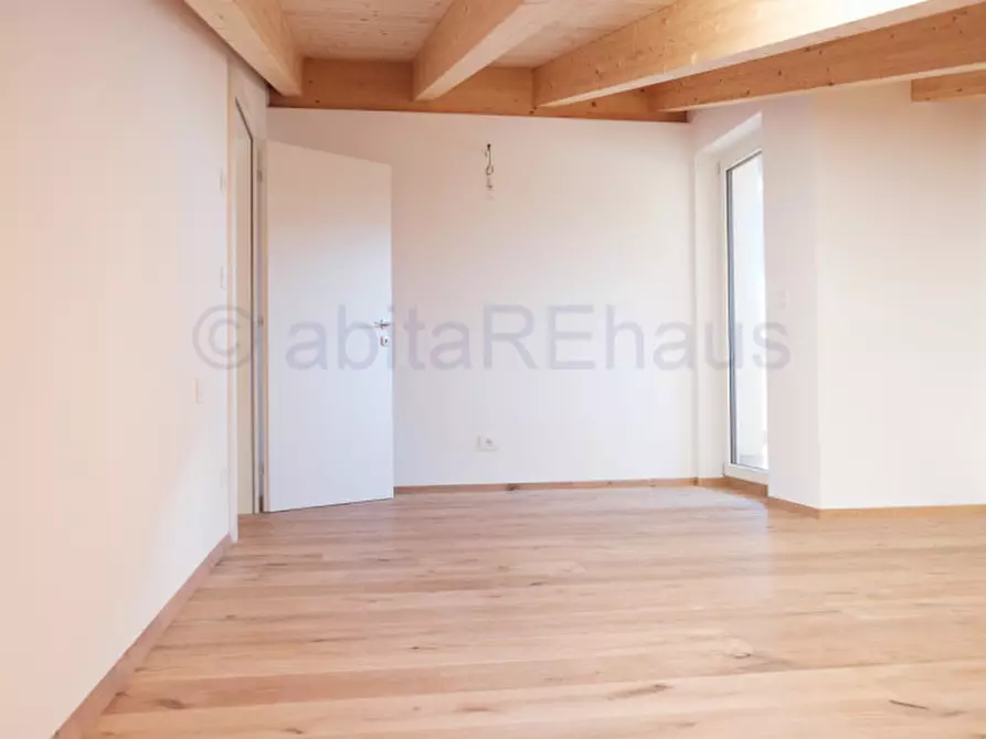 Immagine 13 di Appartamento in vendita  in via Val di Fiemme a Egna .Neumarkt.