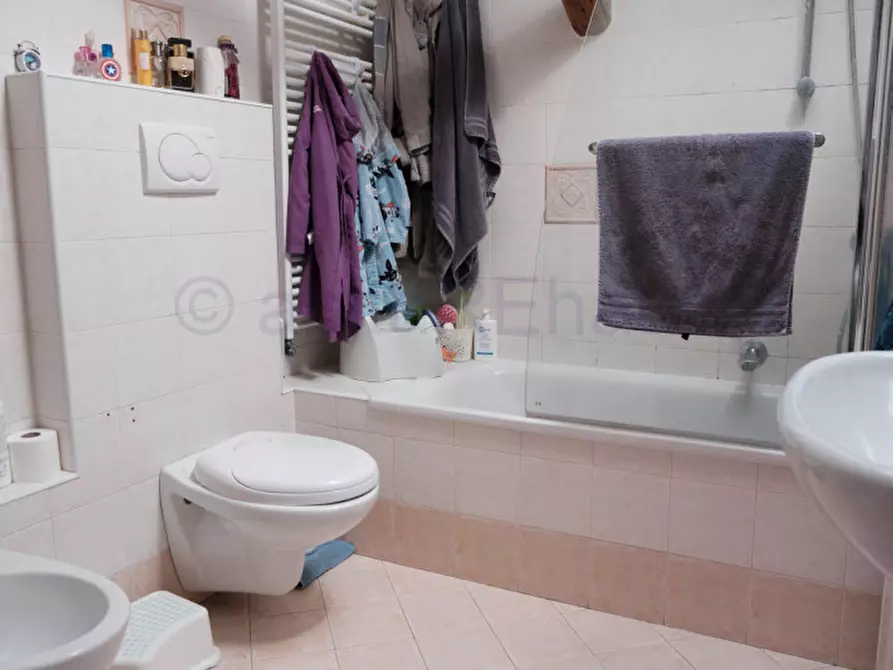 Immagine 11 di Appartamento in vendita  in Via San Giacomo - St. Jakobstraße a Laives .Leifers.