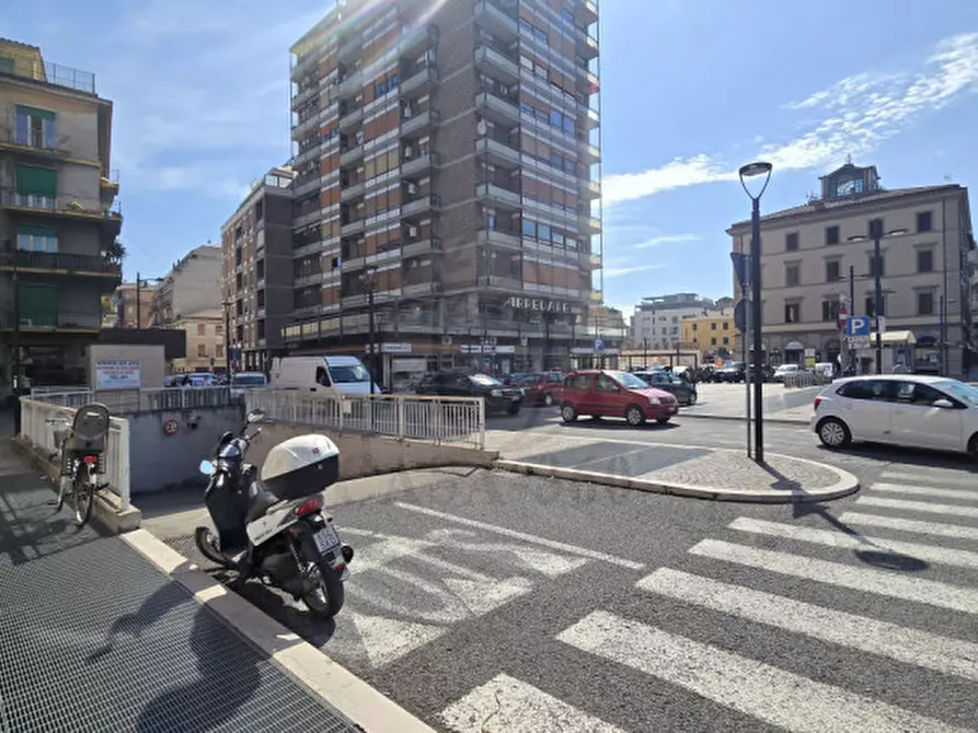 Immagine 6 di Garage in vendita  in Piazza Bruno Buozzi a Terni