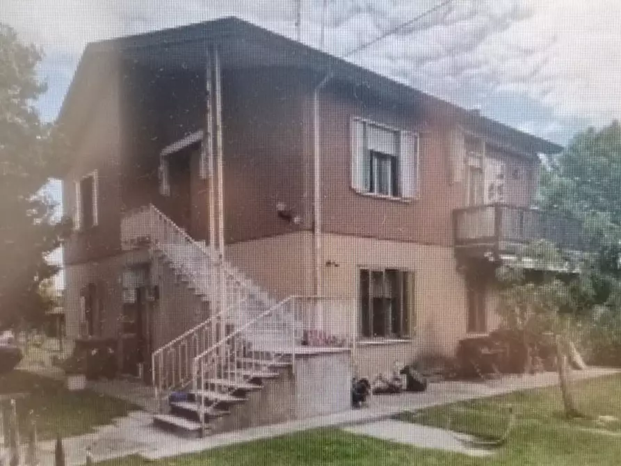 Immagine 1 di Casa indipendente in vendita  in Via Antonio Zacco a Padova