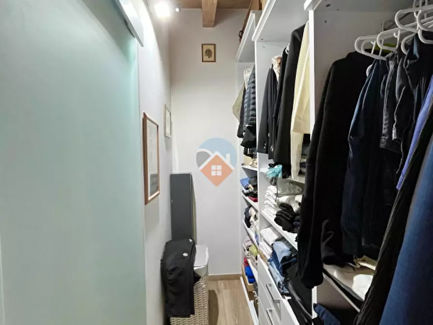 Immagine 10 di Appartamento in vendita  a Rovereto