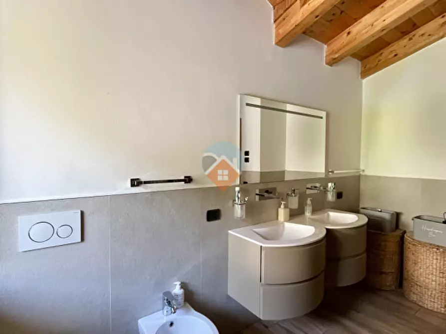 Immagine 16 di Appartamento in vendita  a Rovereto