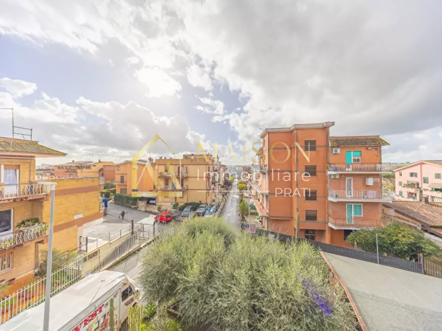 Immagine 33 di Appartamento in vendita  in Via Vergiate a Roma