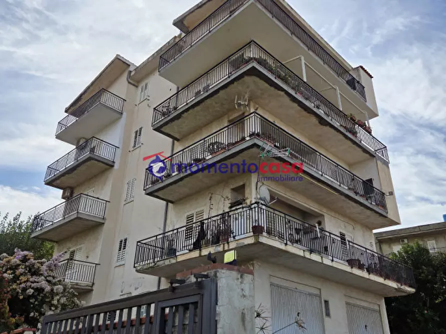 Immagine 2 di Appartamento in vendita  in CONTRADA MORLOQUIO a Reggio Di Calabria