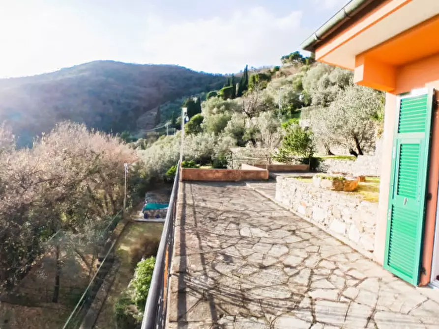 Immagine 8 di Villa in vendita  in Via dell'Alloro a Recco