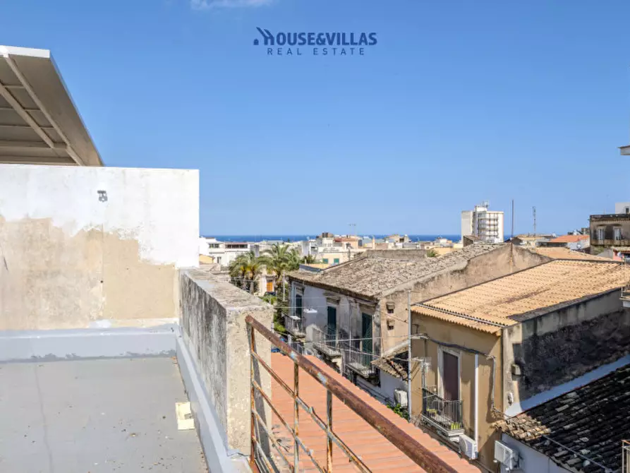 Immagine 3 di Casa indipendente in vendita  in Via San Francesco d'Assisi a Avola