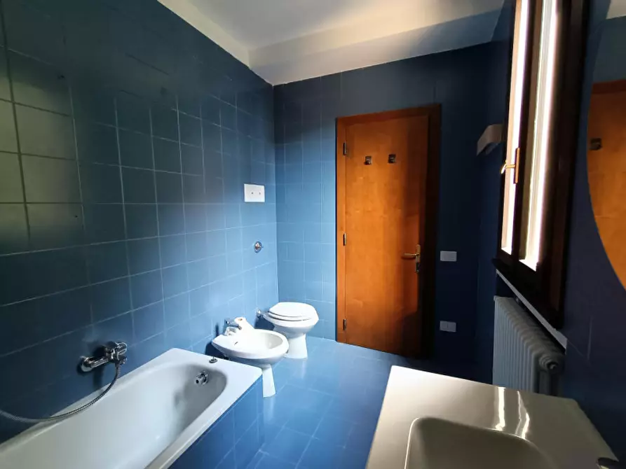 Immagine 13 di Appartamento in affitto  a Padova