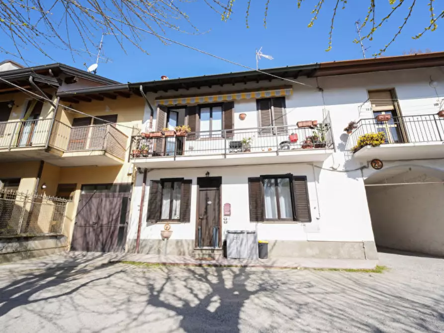 Immagine 2 di Appartamento in vendita  in Via Verri 67 a Biassono