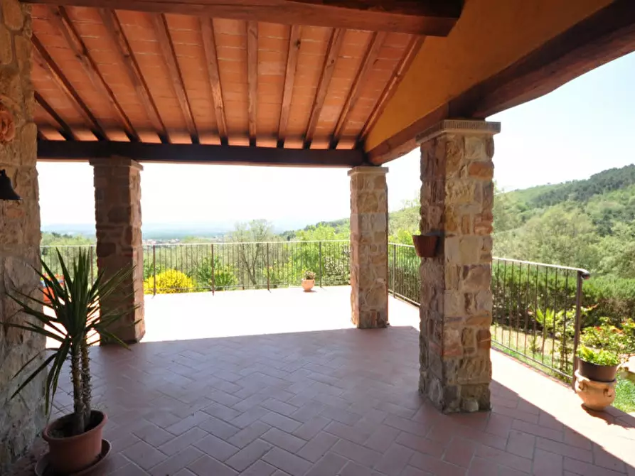 Immagine 25 di Villa in vendita  in San giustino valdarno a Loro Ciuffenna