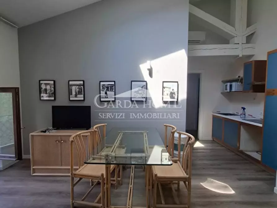 Immagine 4 di Appartamento in affitto  in Piazza Duomo a Desenzano Del Garda