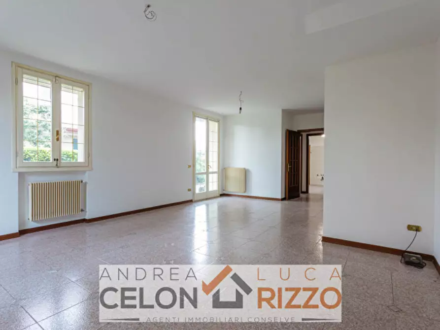 Immagine 4 di Casa bifamiliare in vendita  in Via Giacomo Matteotti a Conselve