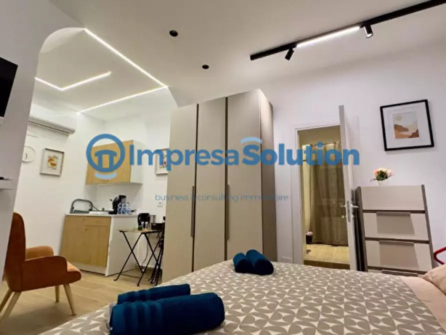 Immagine 11 di Bed & Breakfast in vendita  in Vico Santa Teresella degli Spagnoli a Napoli