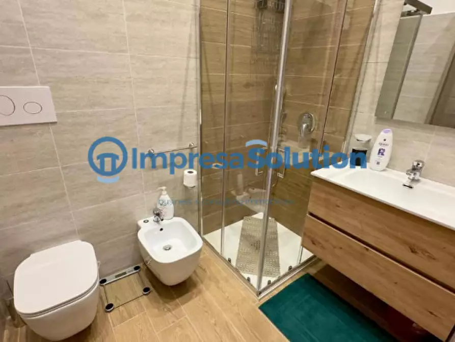 Immagine 19 di Bed & Breakfast in vendita  in Vico Santa Teresella degli Spagnoli a Napoli