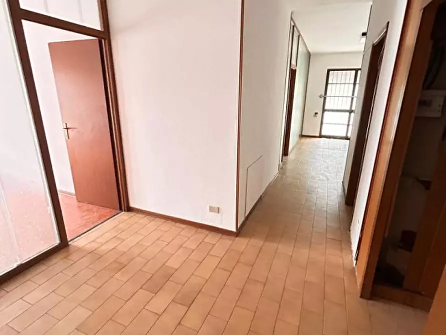 Immagine 62 di Capannone industriale in vendita  a Modena