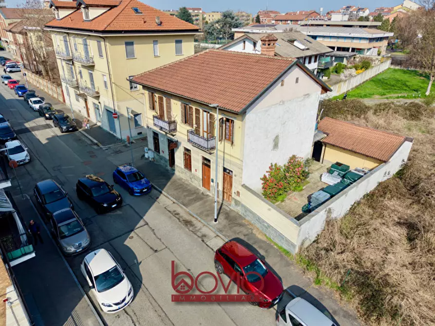 Immagine 2 di Negozio in vendita  in Via Damiano Chiesa 61 a Torino