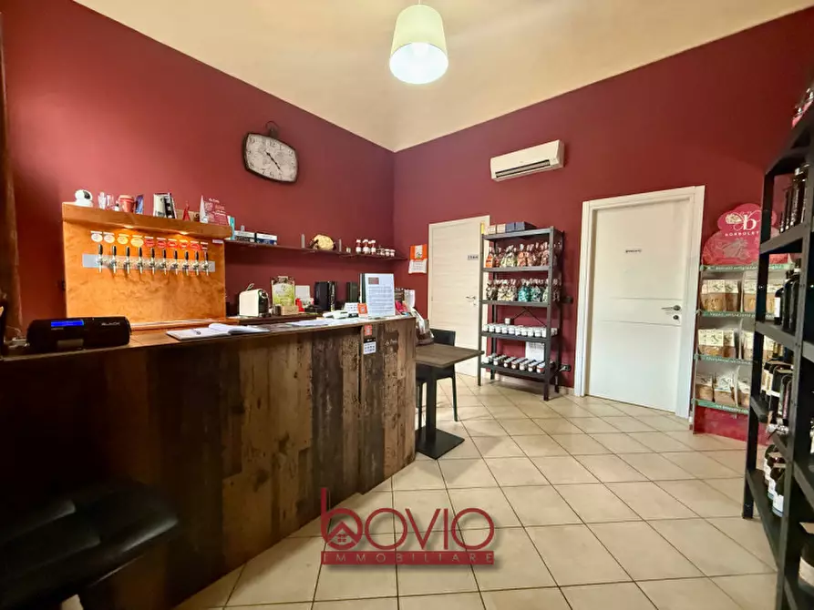 Immagine 7 di Negozio in vendita  in Via Damiano Chiesa 61 a Torino