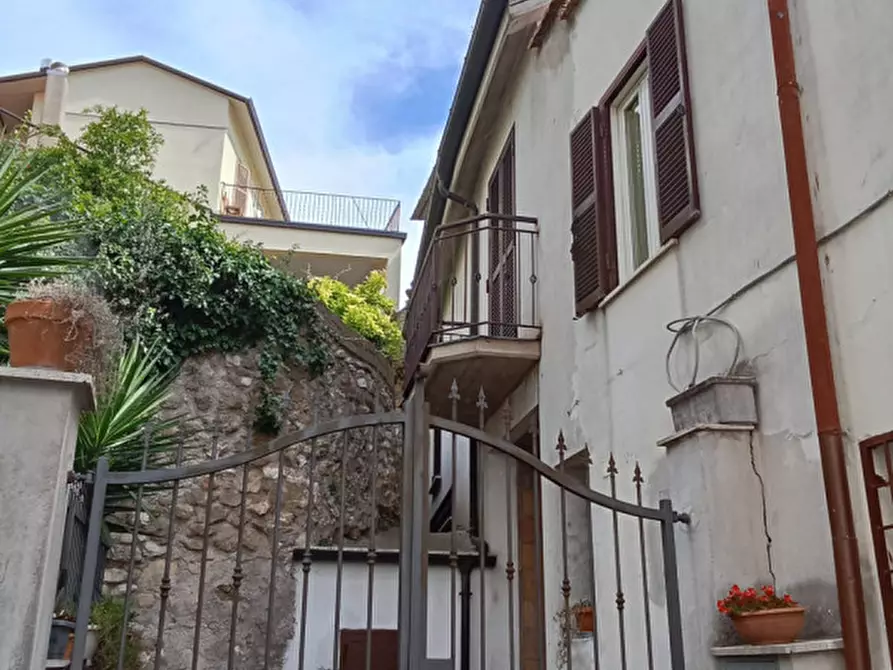 Immagine 1 di Appartamento in vendita  in Via Carlo Pisacane, 8 a Mentana