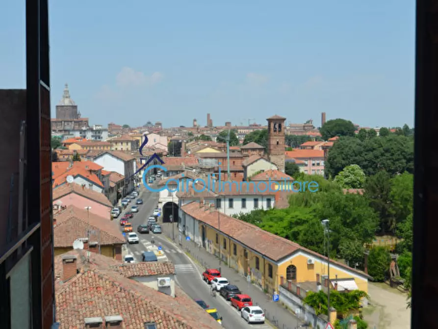 Immagine 22 di Appartamento in vendita  a Pavia