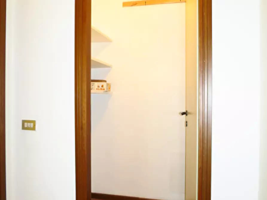 Immagine 8 di Camera in affitto  in via Gabbiolo a Trento