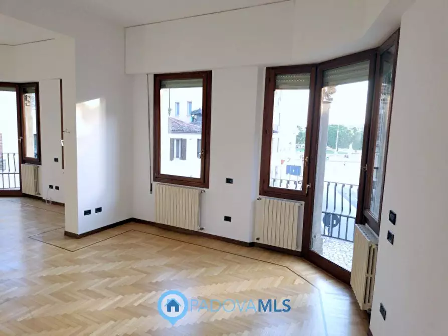 Immagine 2 di Appartamento in affitto  in Via Beato Luca Belludi a Padova