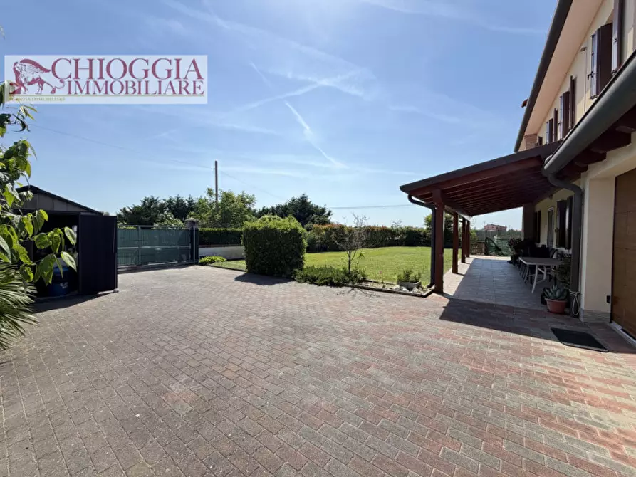 Immagine 3 di Casa indipendente in vendita  in Via I Maggio a Chioggia