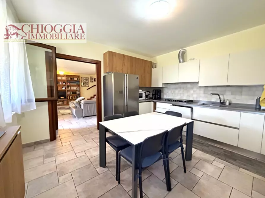 Immagine 9 di Casa indipendente in vendita  in Via I Maggio a Chioggia