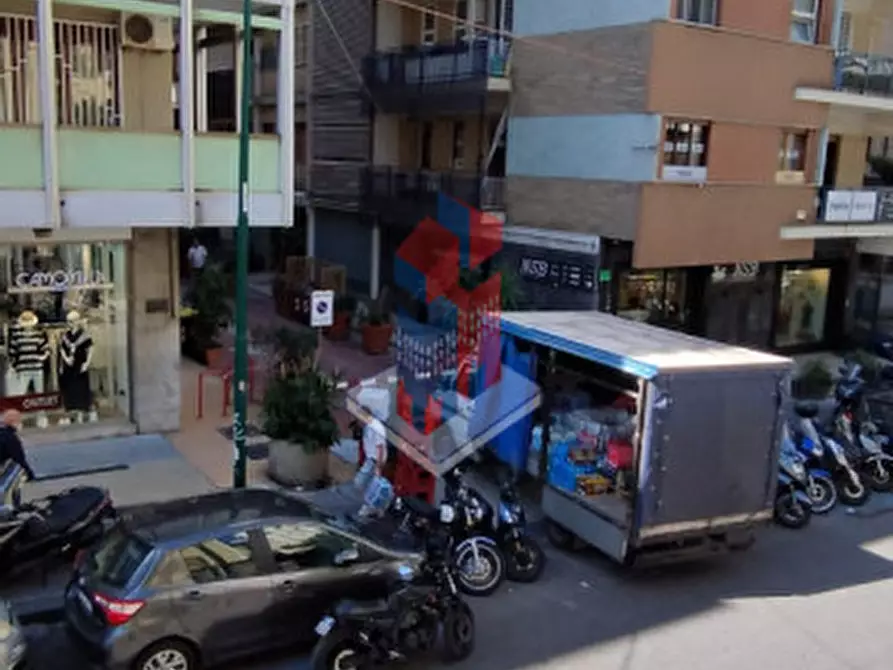 Immagine 2 di Appartamento in vendita  in VIA MASSIMO STANZIONE a Napoli