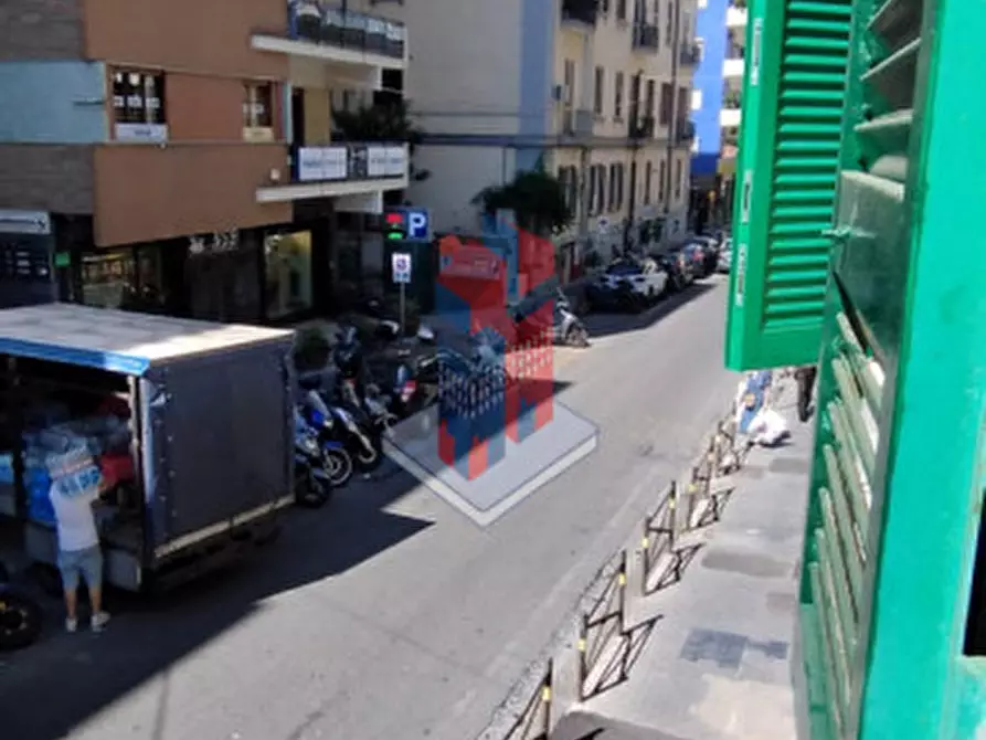 Immagine 3 di Appartamento in vendita  in VIA MASSIMO STANZIONE a Napoli