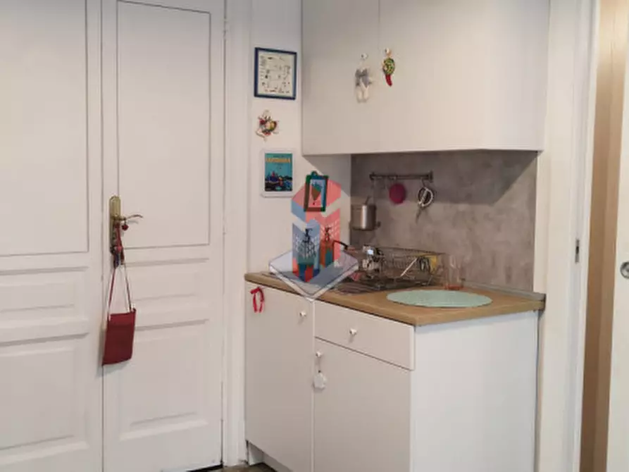 Immagine 5 di Appartamento in vendita  in VIA MASSIMO STANZIONE a Napoli