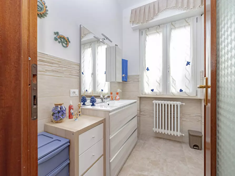 Immagine 27 di Casa bifamiliare in vendita  in Viale Monsignor Pietro Bosio 1, Sotto Il Monte Giovanni XXIII a Sotto Il Monte Giovanni Xxiii