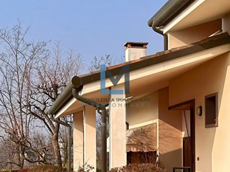 Immagine 8 di Villa in vendita  a Montebelluna