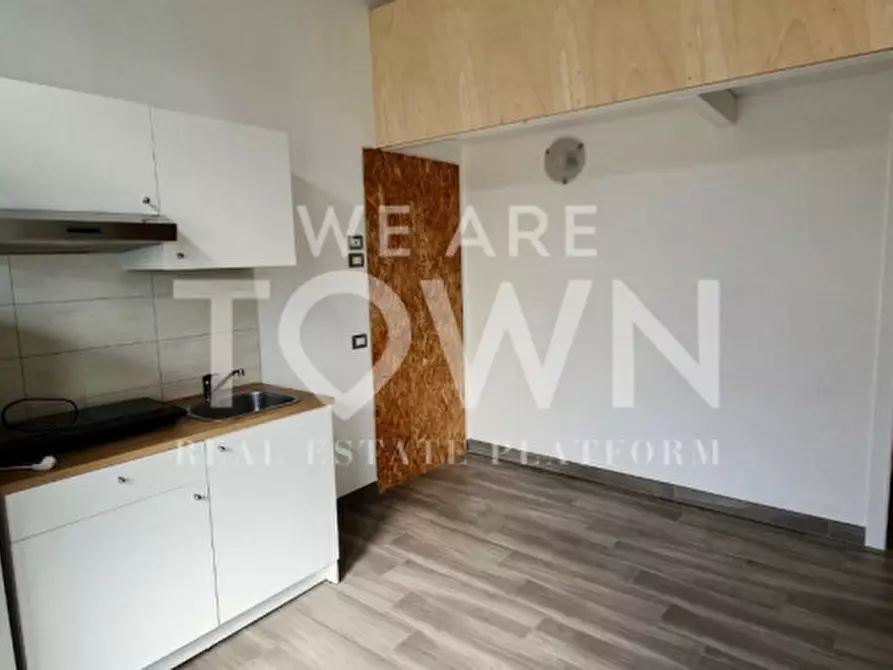 Immagine 5 di Appartamento in vendita  in Via Emilio De Marchi 45 a Milano