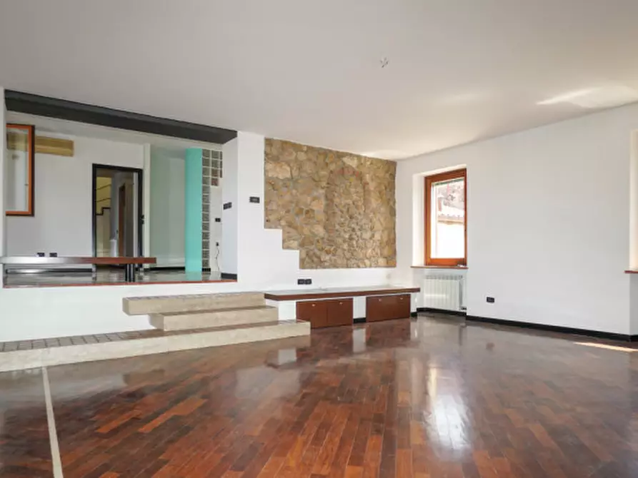 Immagine 5 di Appartamento in vendita  a Soave