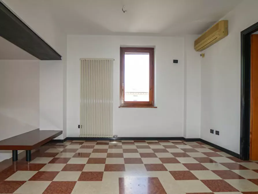 Immagine 7 di Appartamento in vendita  a Soave