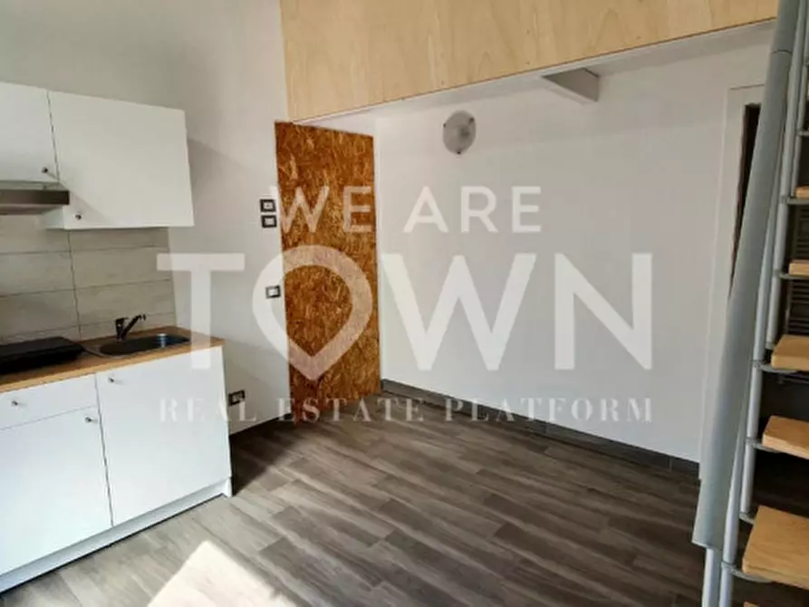 Immagine 1 di Appartamento in vendita  in Via Emilio De Marchi 45 a Milano