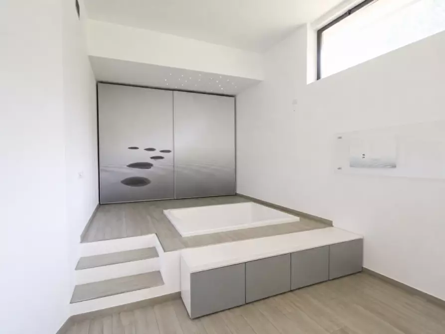 Immagine 7 di Loft/Open space in affitto  in via mantegna 28 a Lissone