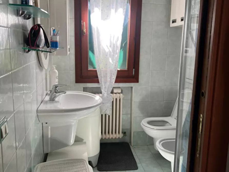 Immagine 25 di Villetta a schiera in vendita  in via roma a Nanto