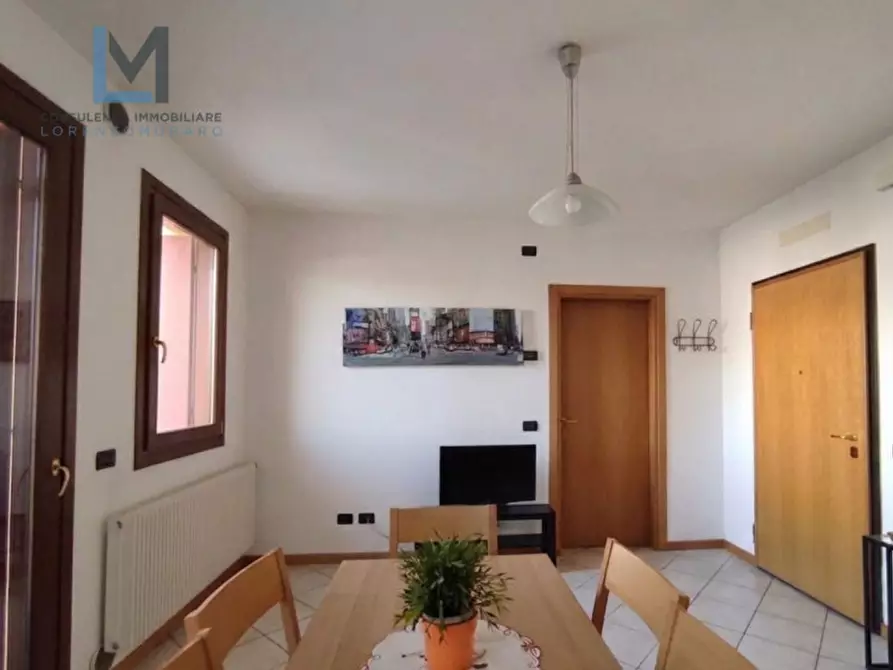 Immagine 5 di Appartamento in vendita  a Montebelluna
