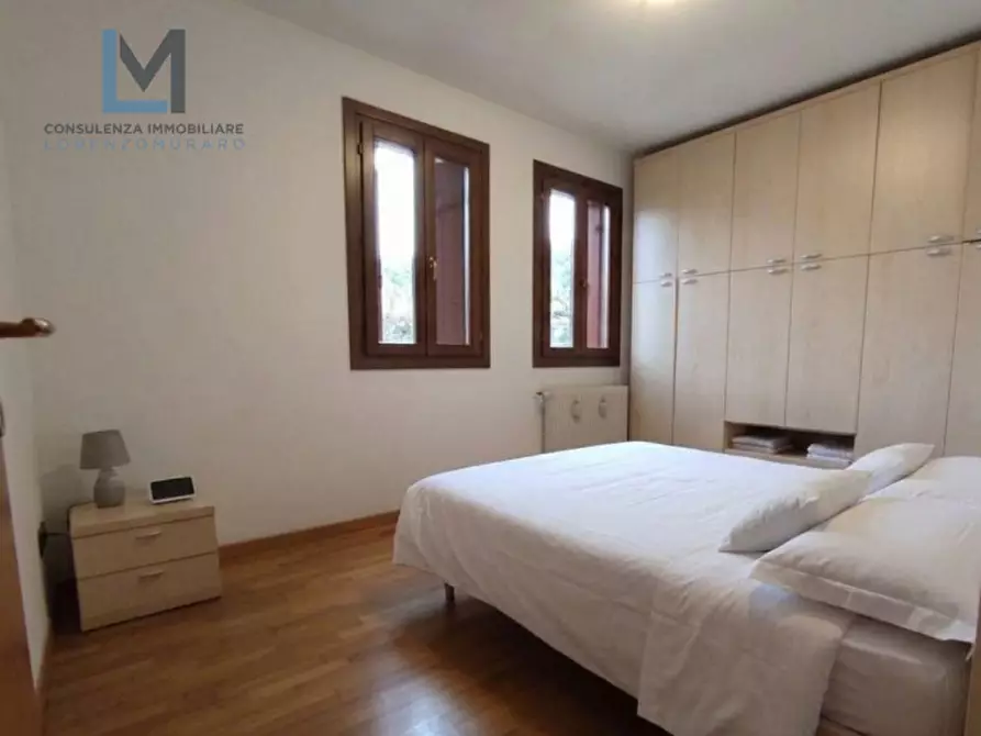 Immagine 6 di Appartamento in vendita  a Montebelluna
